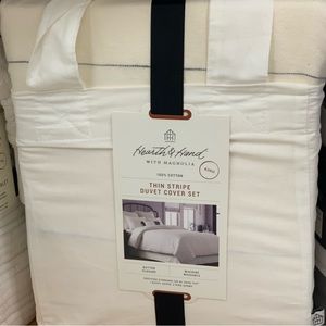 Hearth and Hand King Duvet Thin Stripe